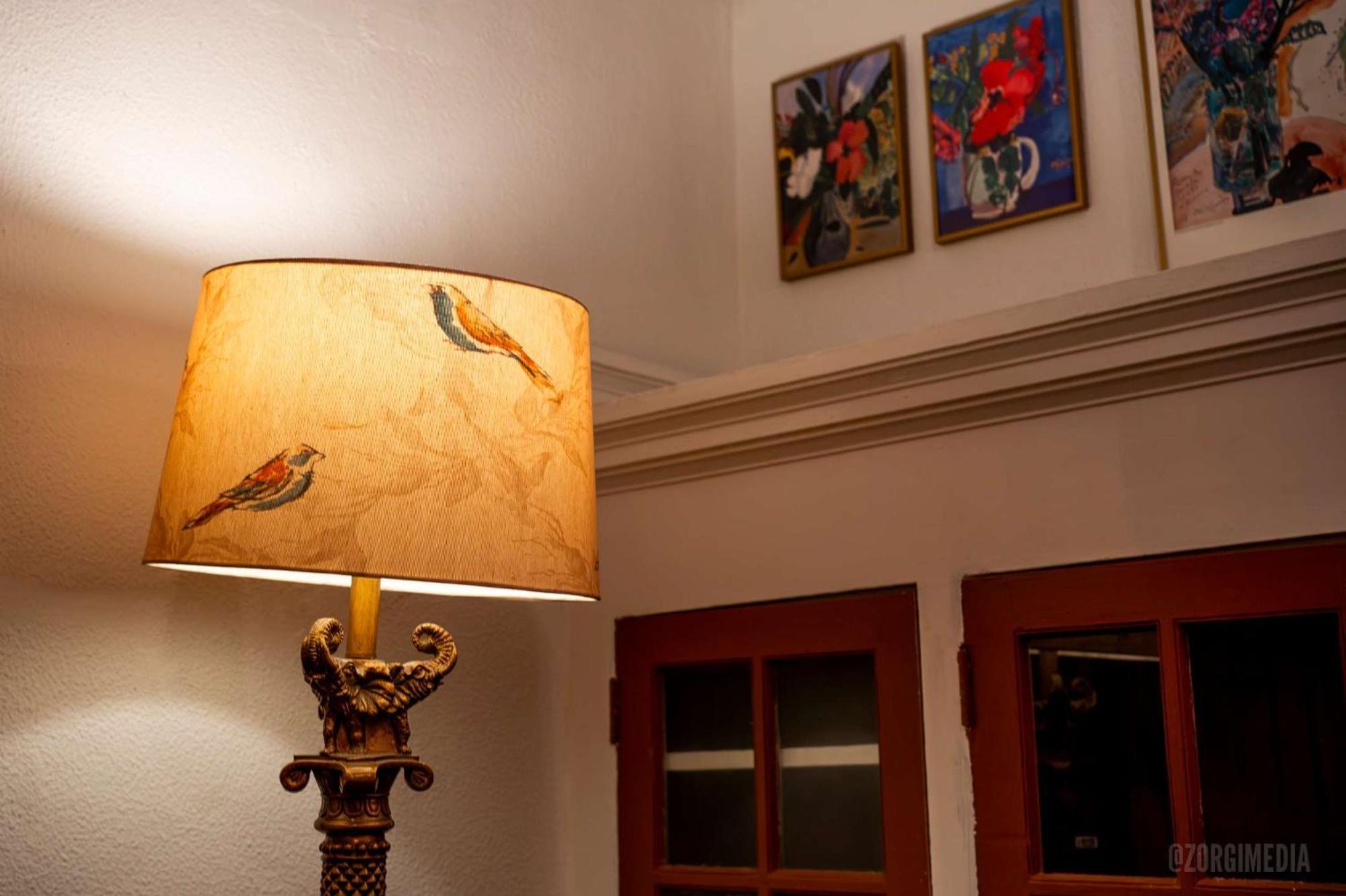 Step Back In Time Charming Victorian With Modern Amenities * Homestead