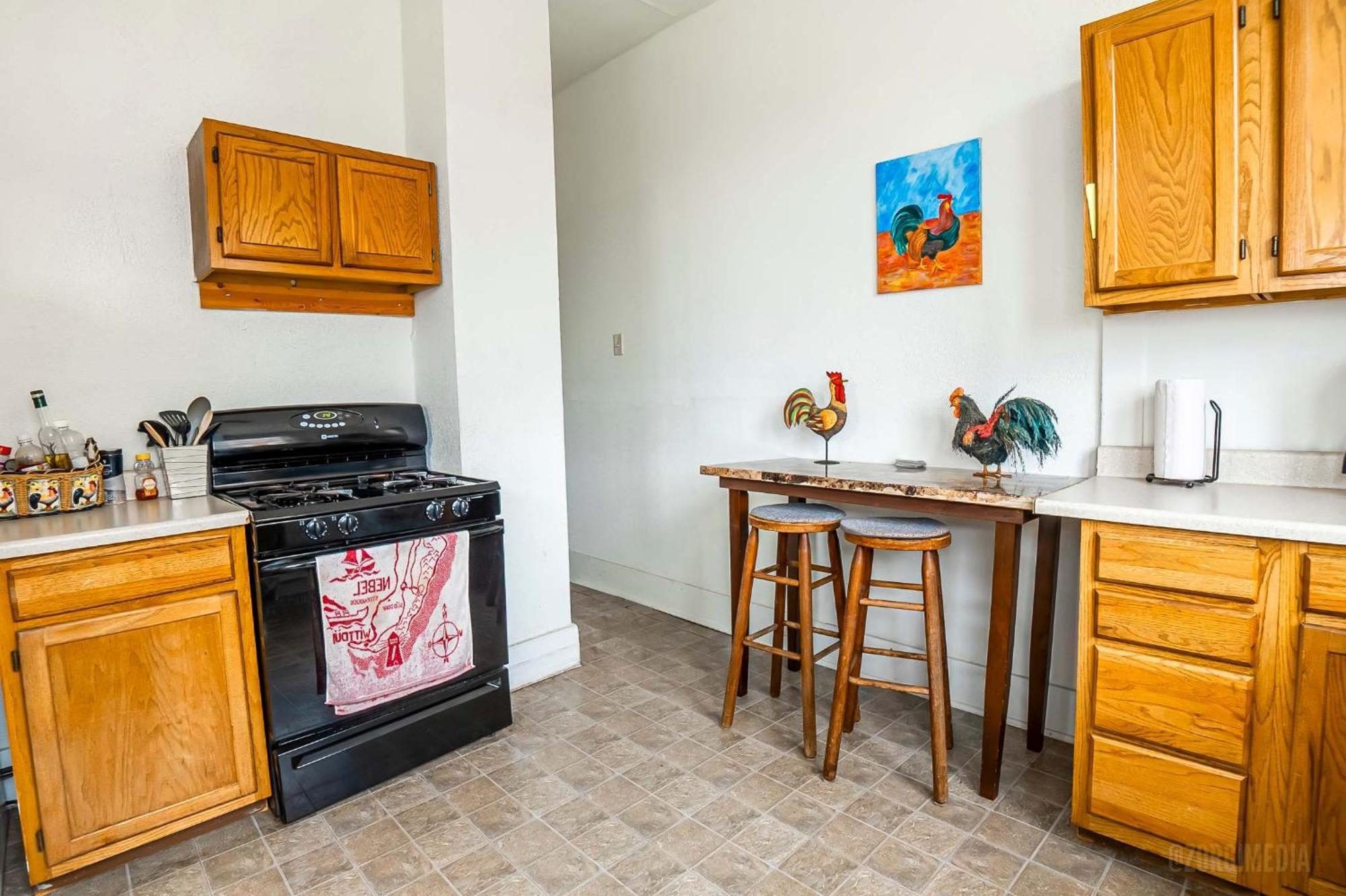 Step Back In Time Charming Victorian With Modern Amenities Apartamento *