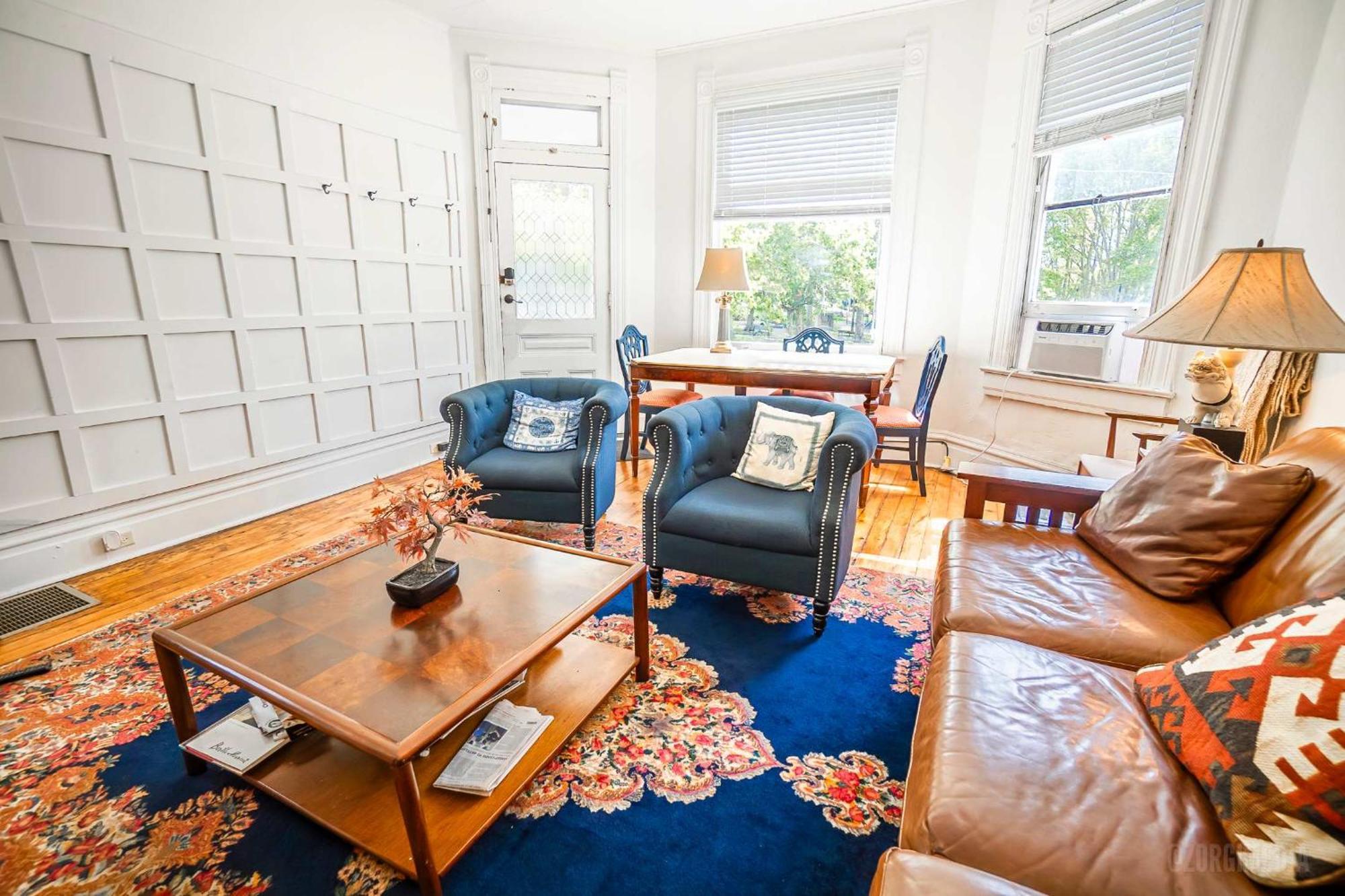 Step Back In Time Charming Victorian With Modern Amenities * Homestead
